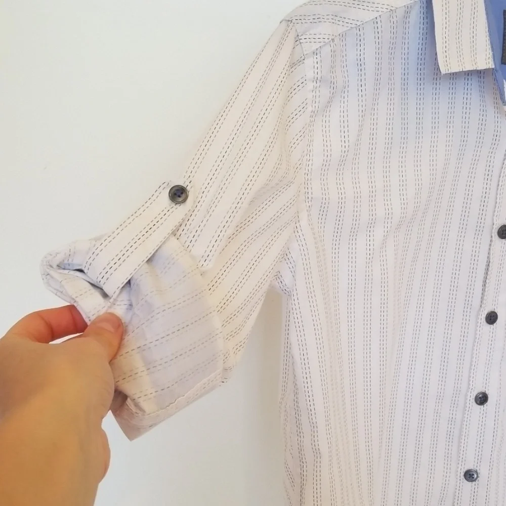Cool boy's button down shirt. Size M (10/12)